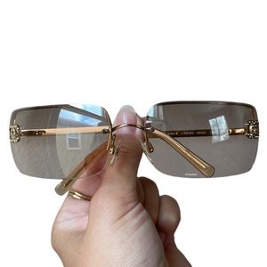 |SOLD| Authentic Chanel Rimless 4104-B Sunglasses